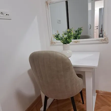 Bliss Apartment *